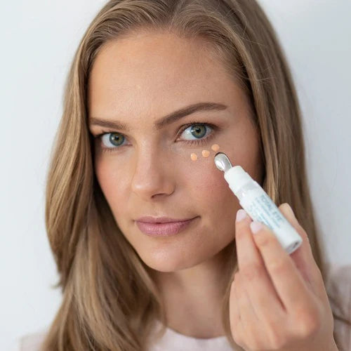 ColoreScience: Total Eye® 3-in-1 Renewal Therapy SPF 35