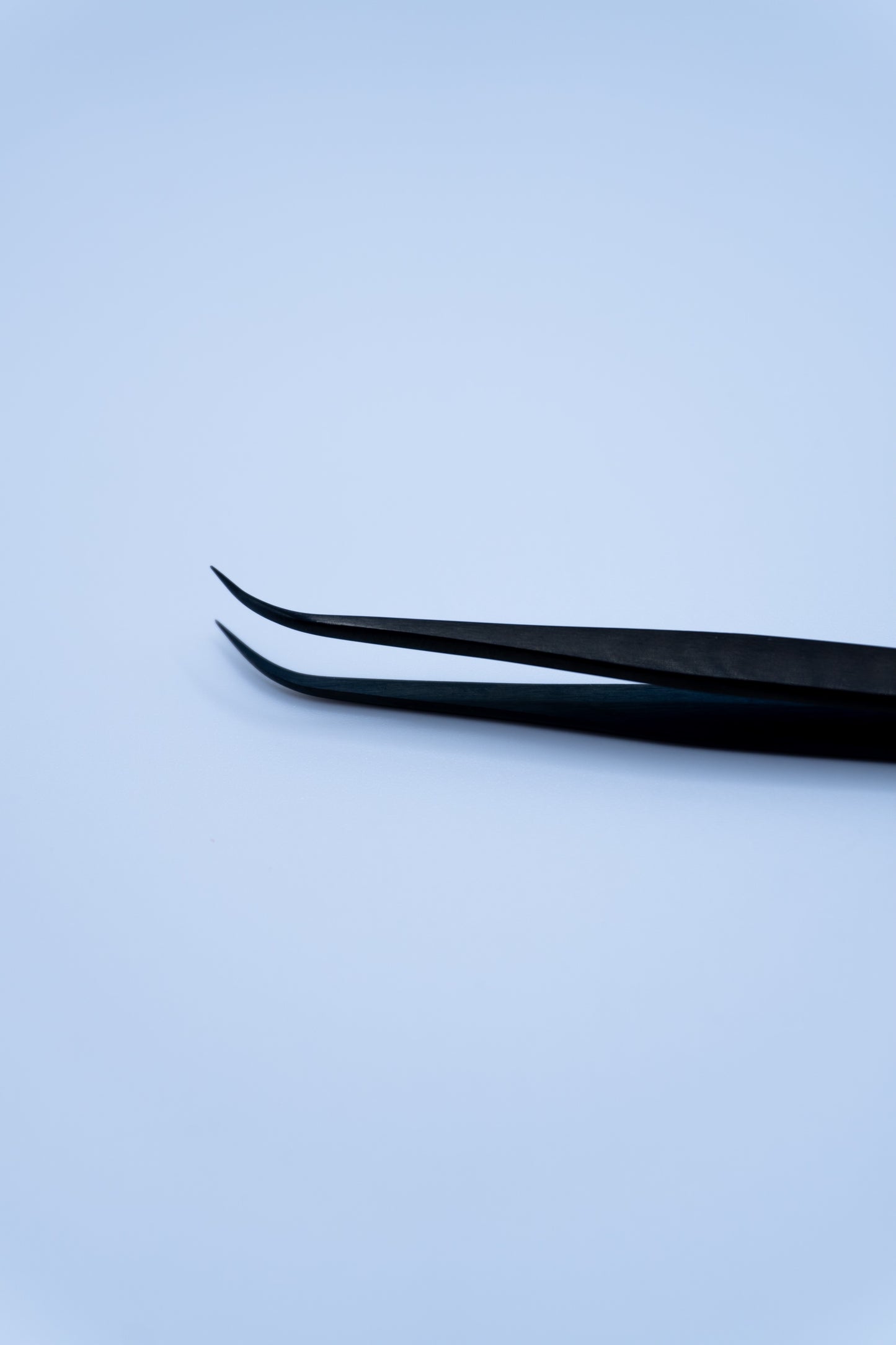 Tweezers