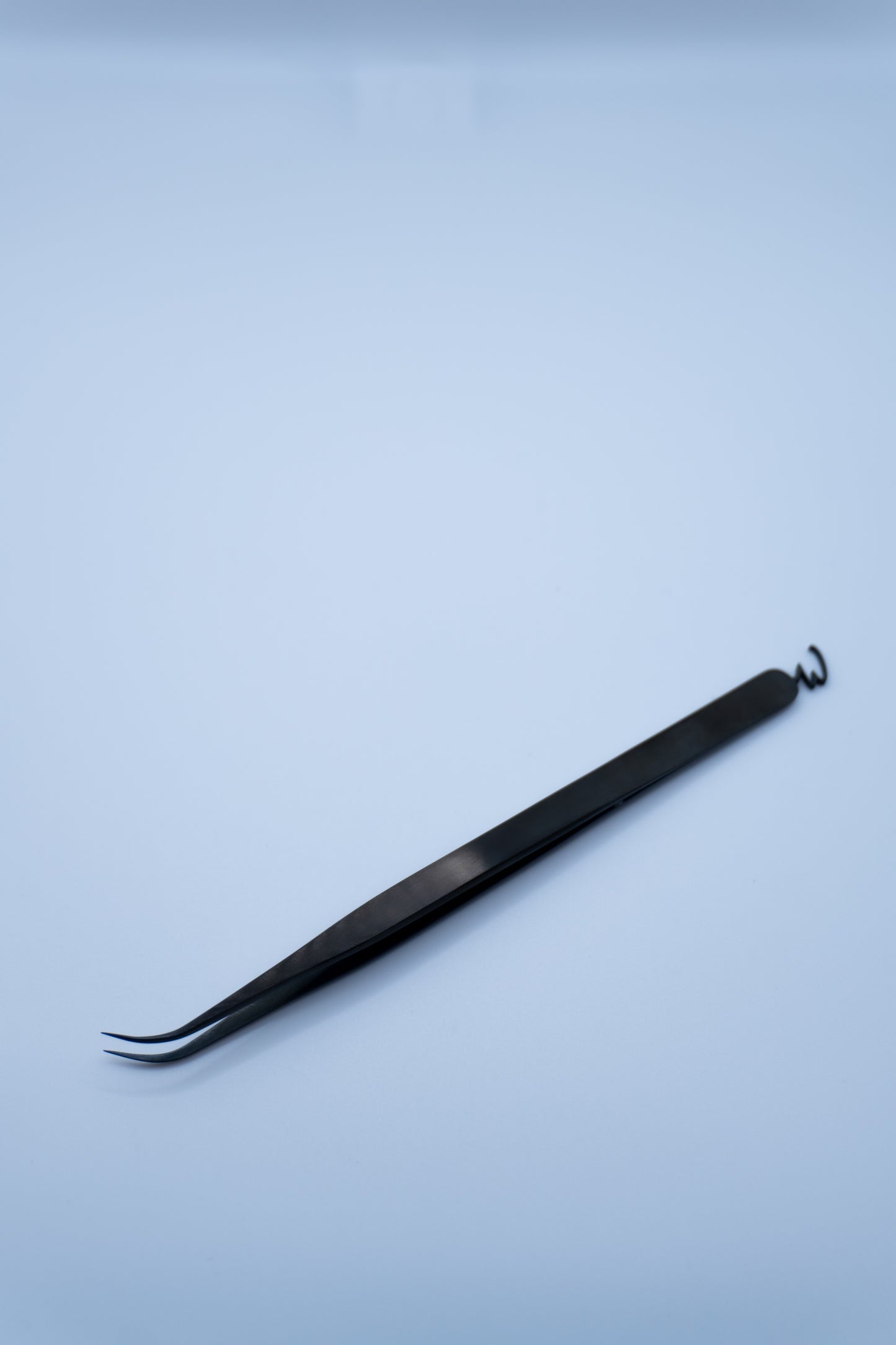 Tweezers